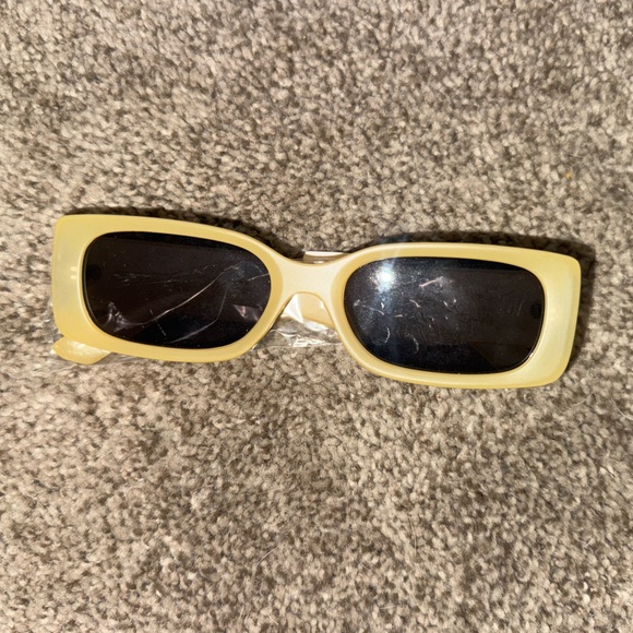 Forever 21 Orange and Yellow Sunglasses Set - Picture 6 of 7